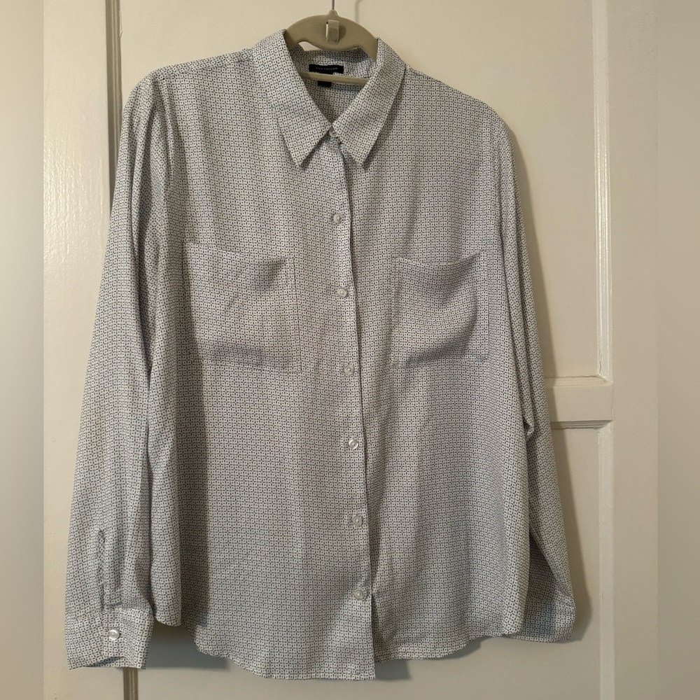 Great Quality Anne Taylor Button Down